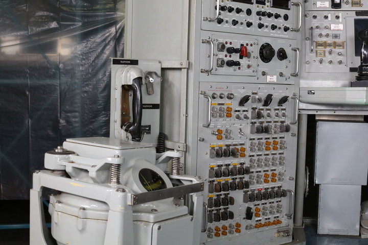 1R8A7029 - Control Room Equipment and Consoles from Nuclear-Powered Submersible NR-1 - ARCKSource10000000000000000474