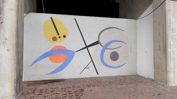 Sin Titulo, Mural de Mateo Manaure, Estadio Universitario